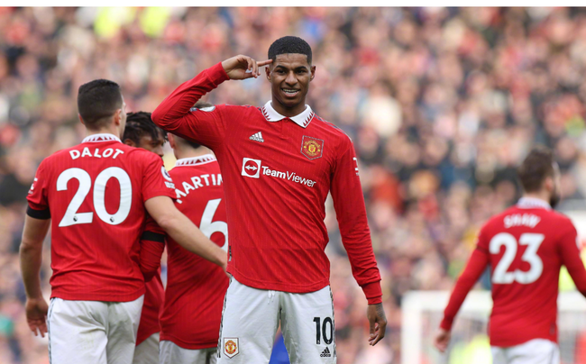 还在防守端 还在防守端